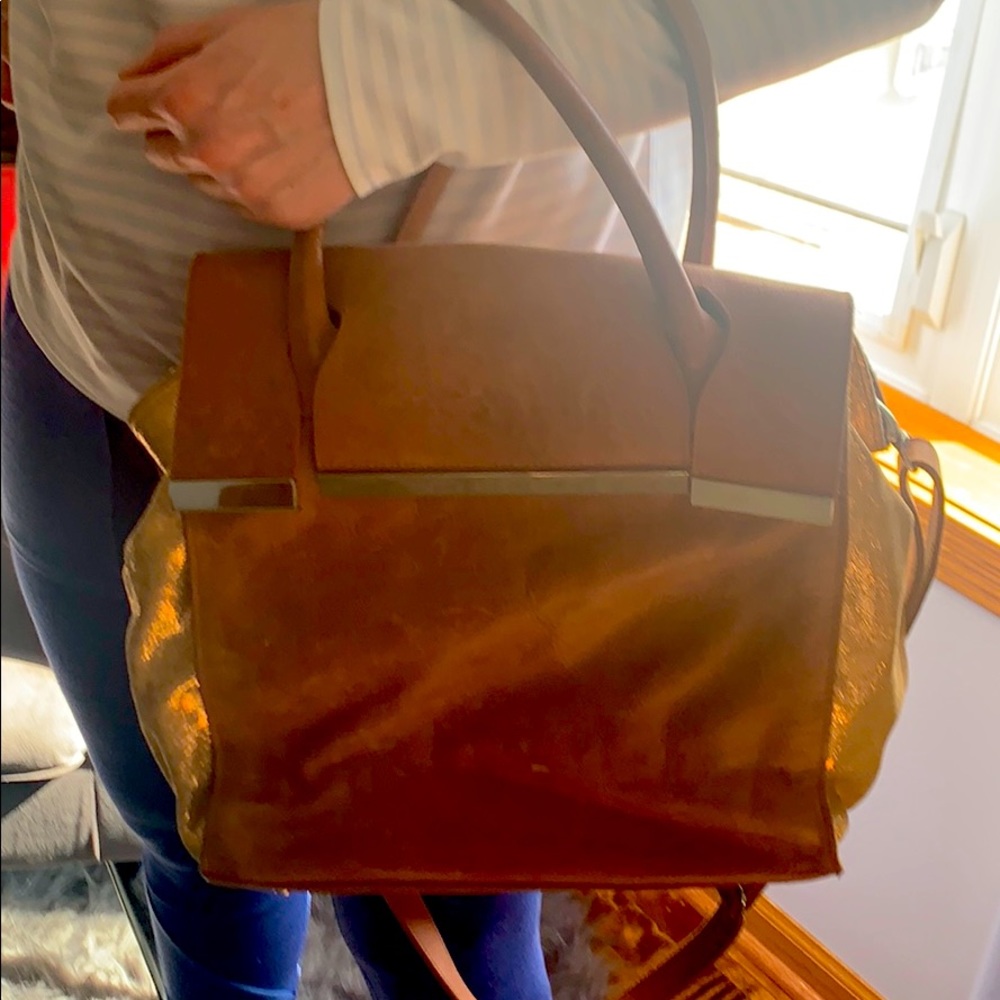 Aridza Bross leather bag